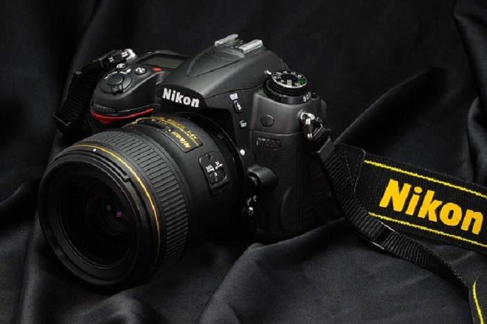 đấu giá máy ảnh Nikon trên yahoo nhật bản